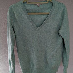 Uniqlo Sweater